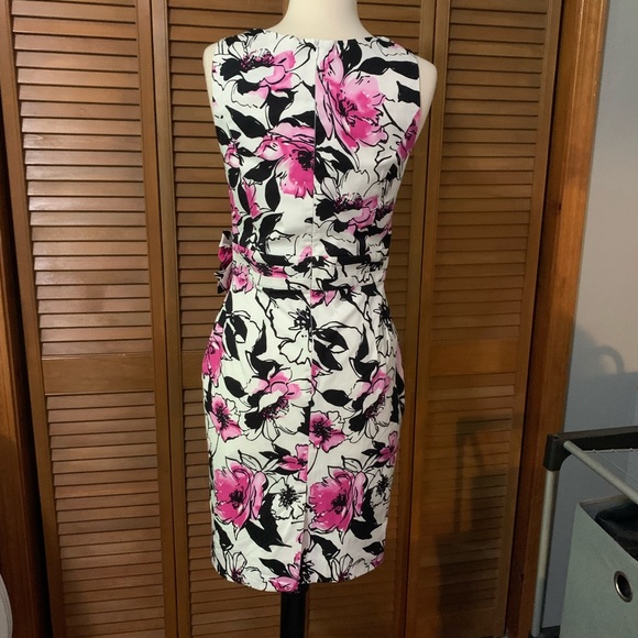 Beautiful Dress by Helene Berman - Picture 3 of 7